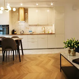 https://irs-royal-apartments-apartamenty-irs-sopockie-kamienice.sopothotels.com
